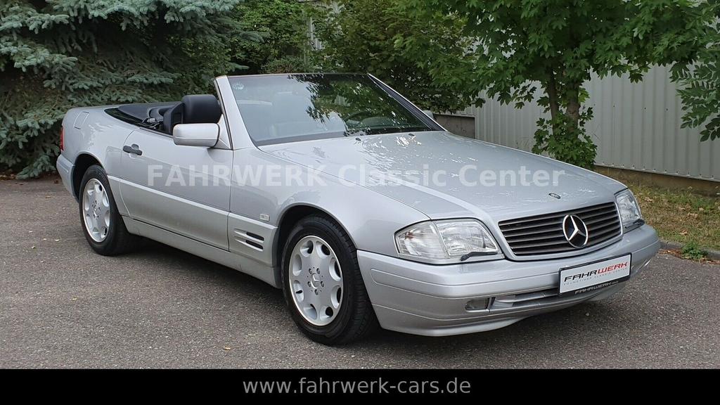 Mercedes-Benz SL 320