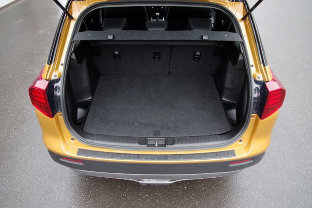 Suzuki Vitara 1.4 Comfort+ 4x4*Pano,ACC,AHK,LED,Kamera*