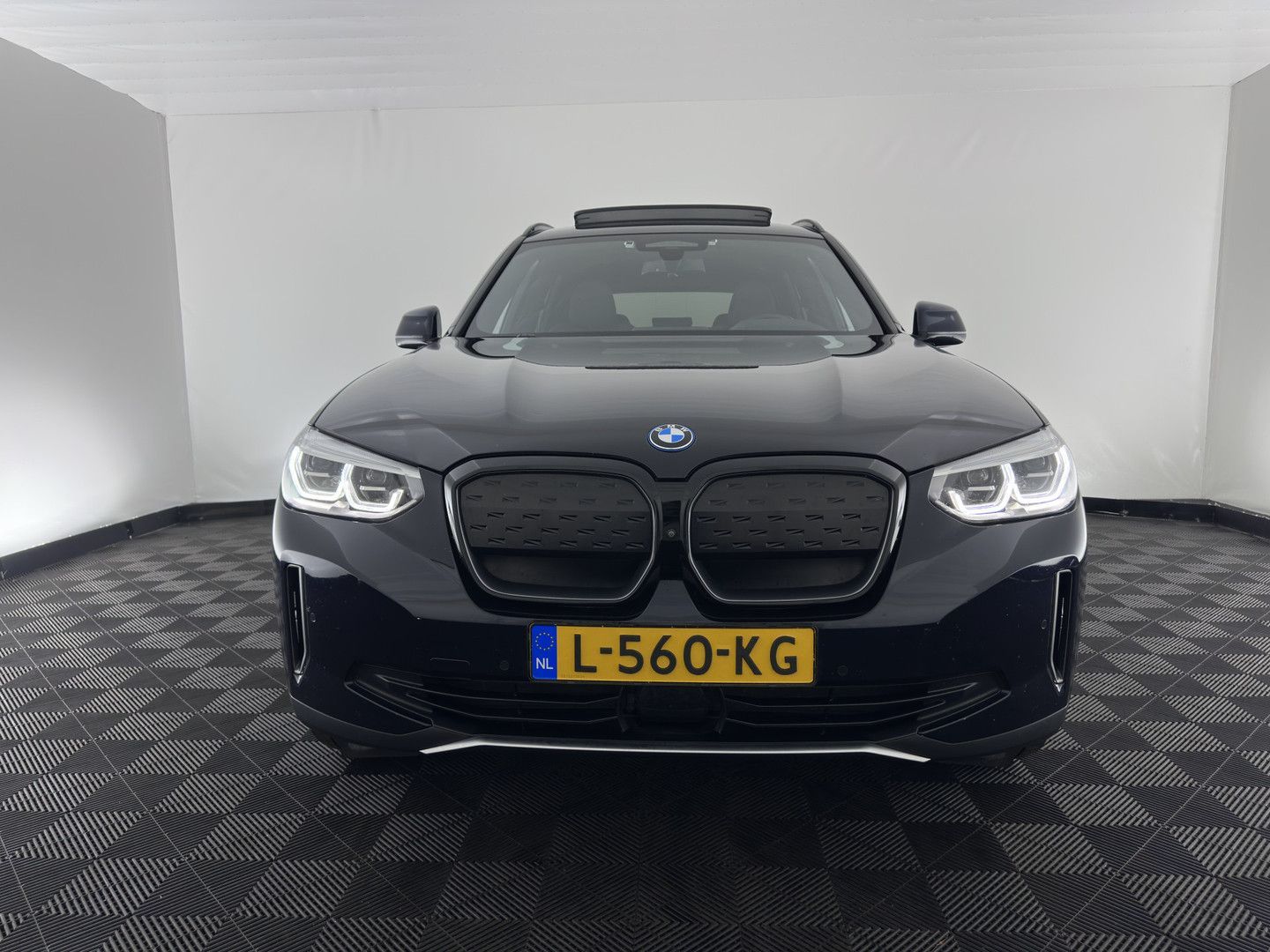 BMW iX3 High Executive 80 kWh [ 3-Fase-11kW ] {SoH-9 imagem 2