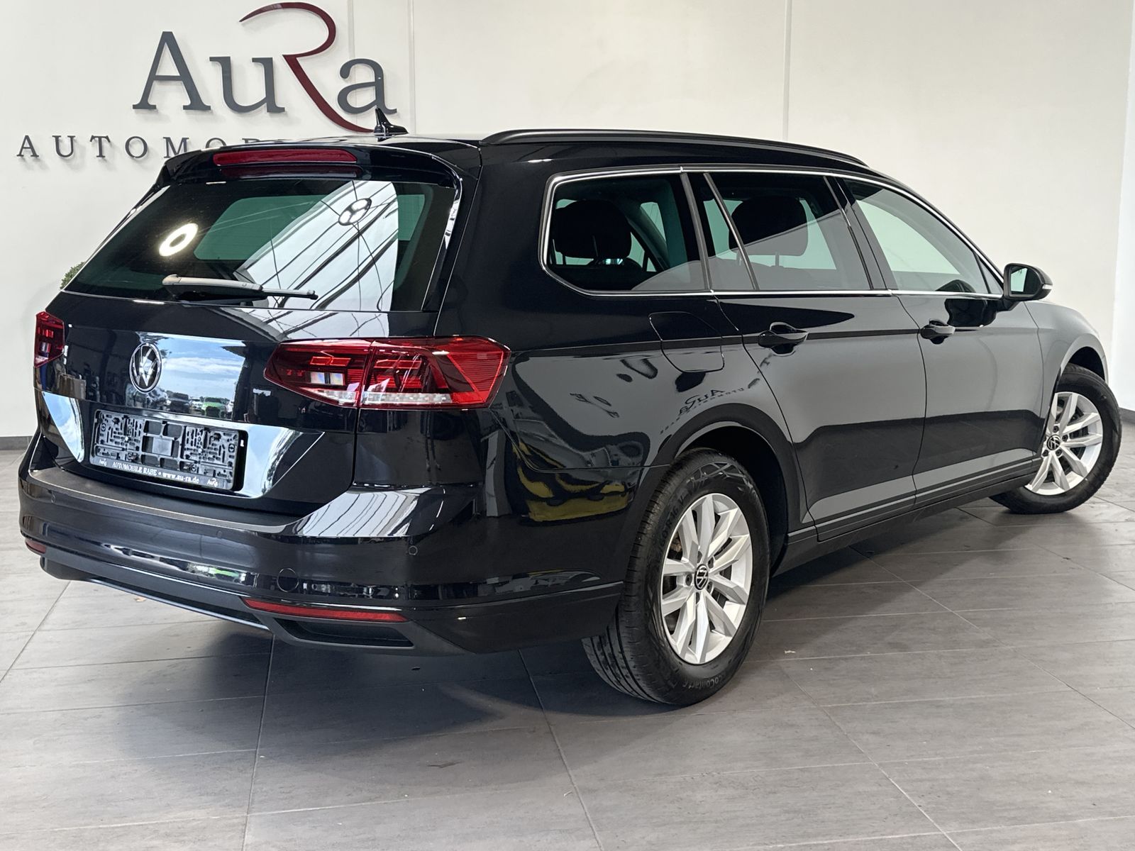 Fahrzeugabbildung Volkswagen Passat Variant 2.0 TDI DSG Business NAV+LED+ACC