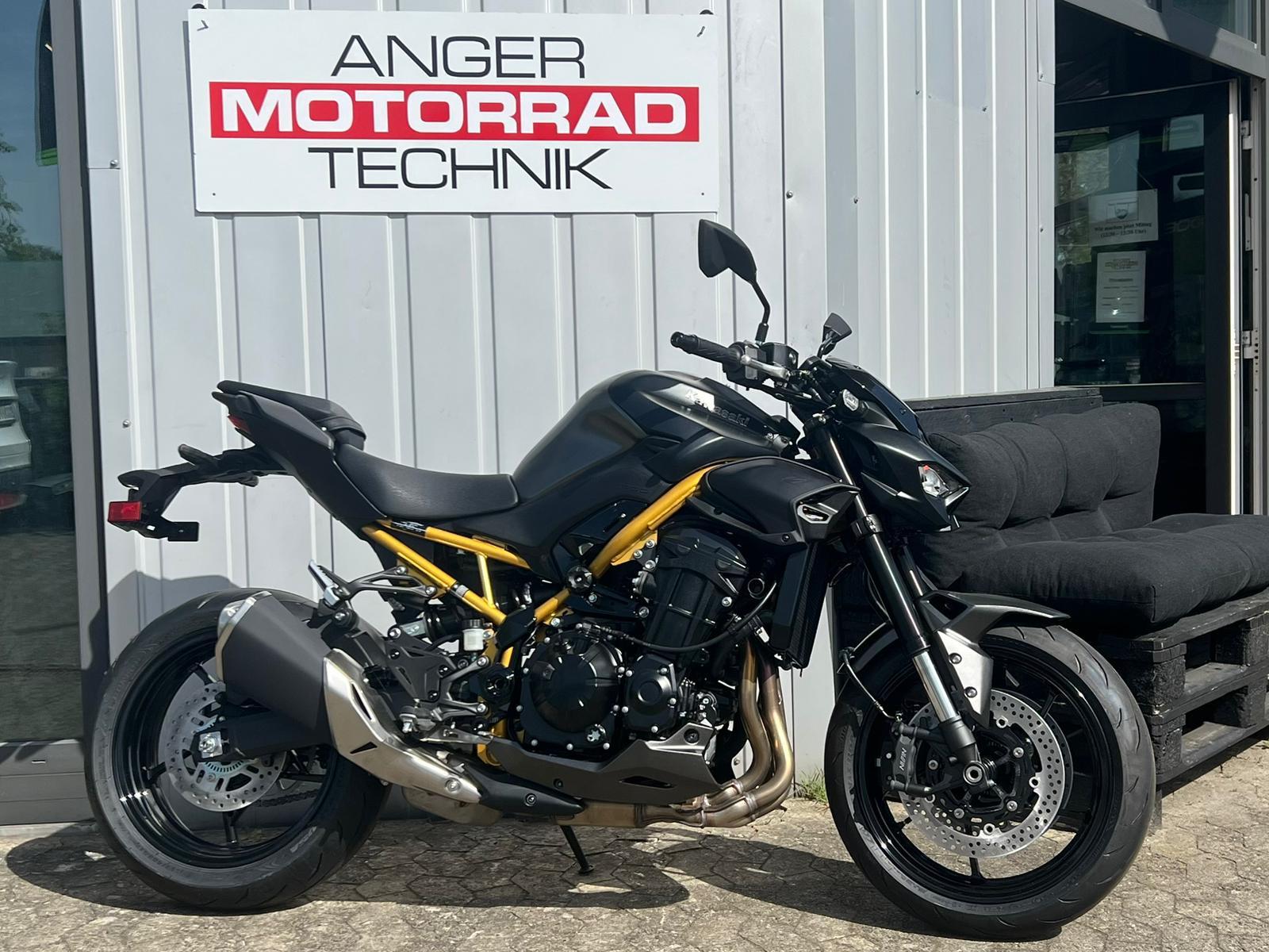 Kawasaki Z900