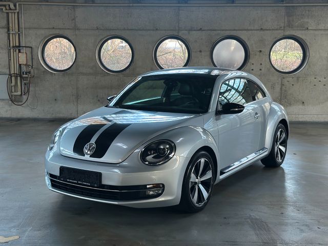 Volkswagen Beetle Sport Automatik*1.HAND*59 TKM*PANO*LEDER*