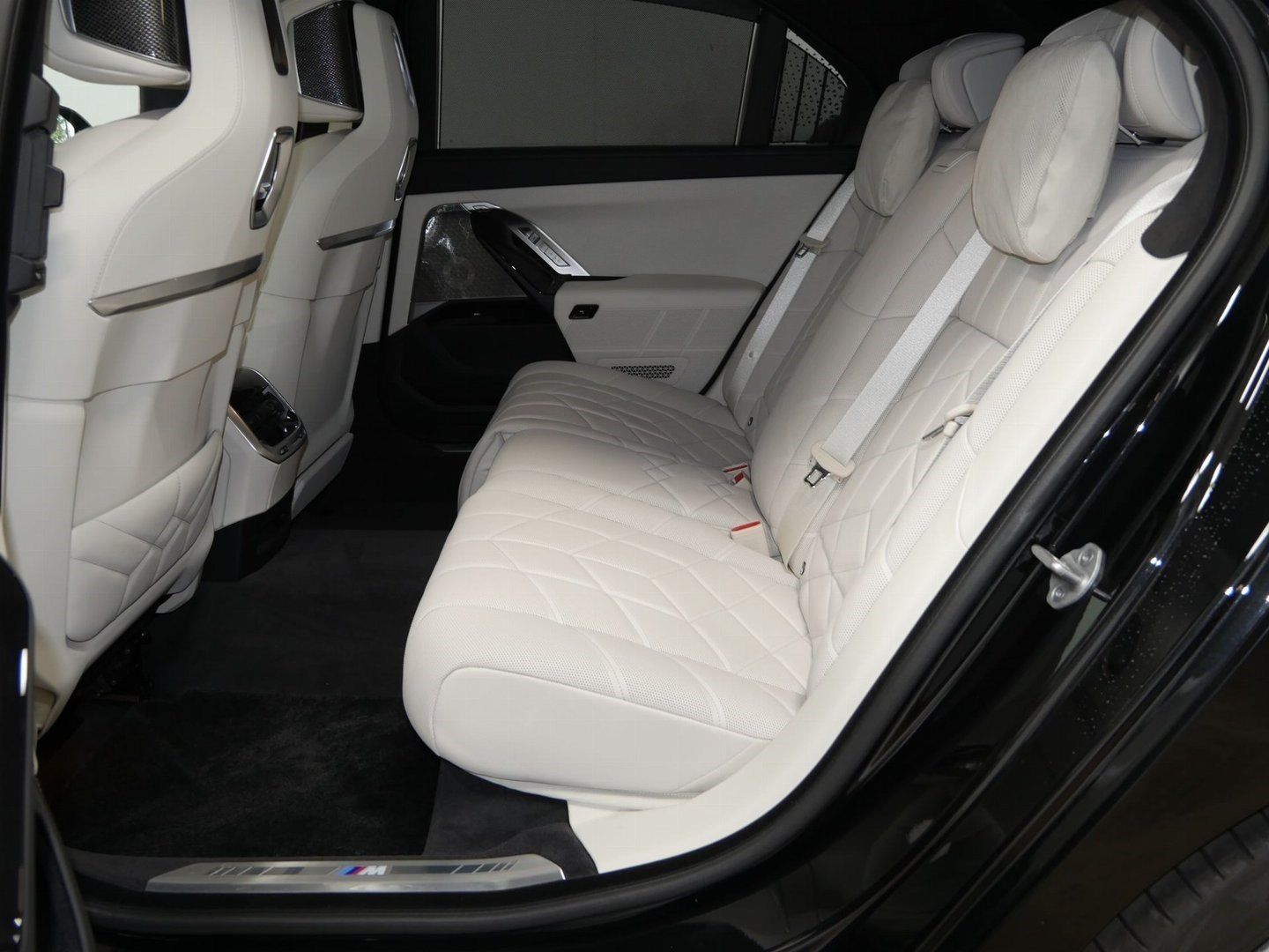 BMW 750 - Bild 8