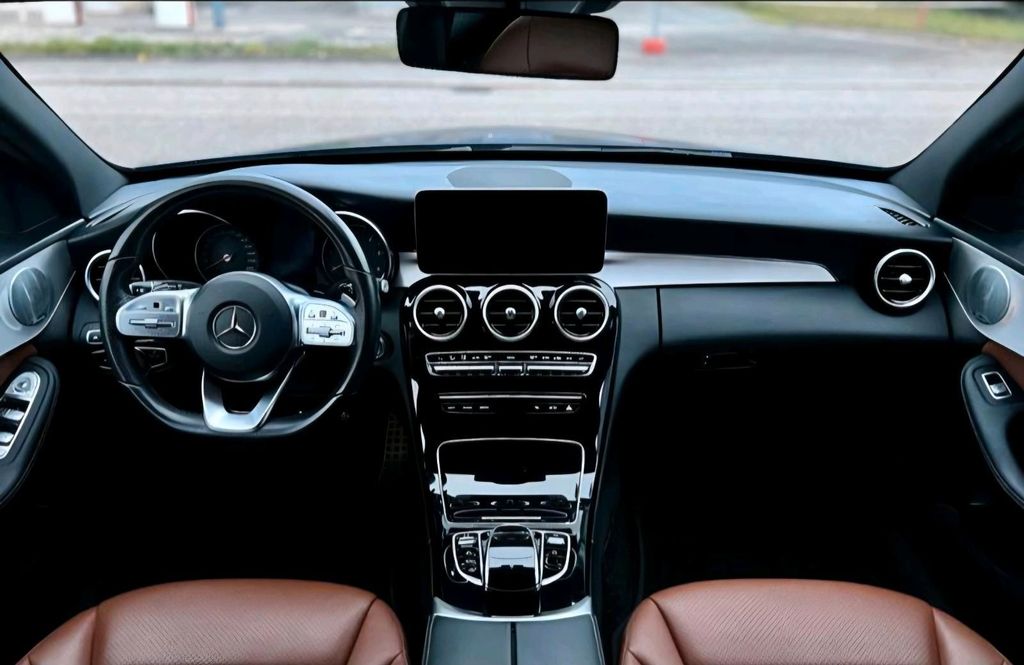 Image of Mercedes-Benz C 200