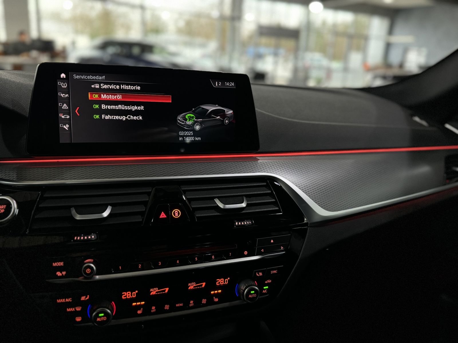 Fahrzeugabbildung BMW 530e  iP M Sport Kamera DAB H/K NaviPro ACC Alar