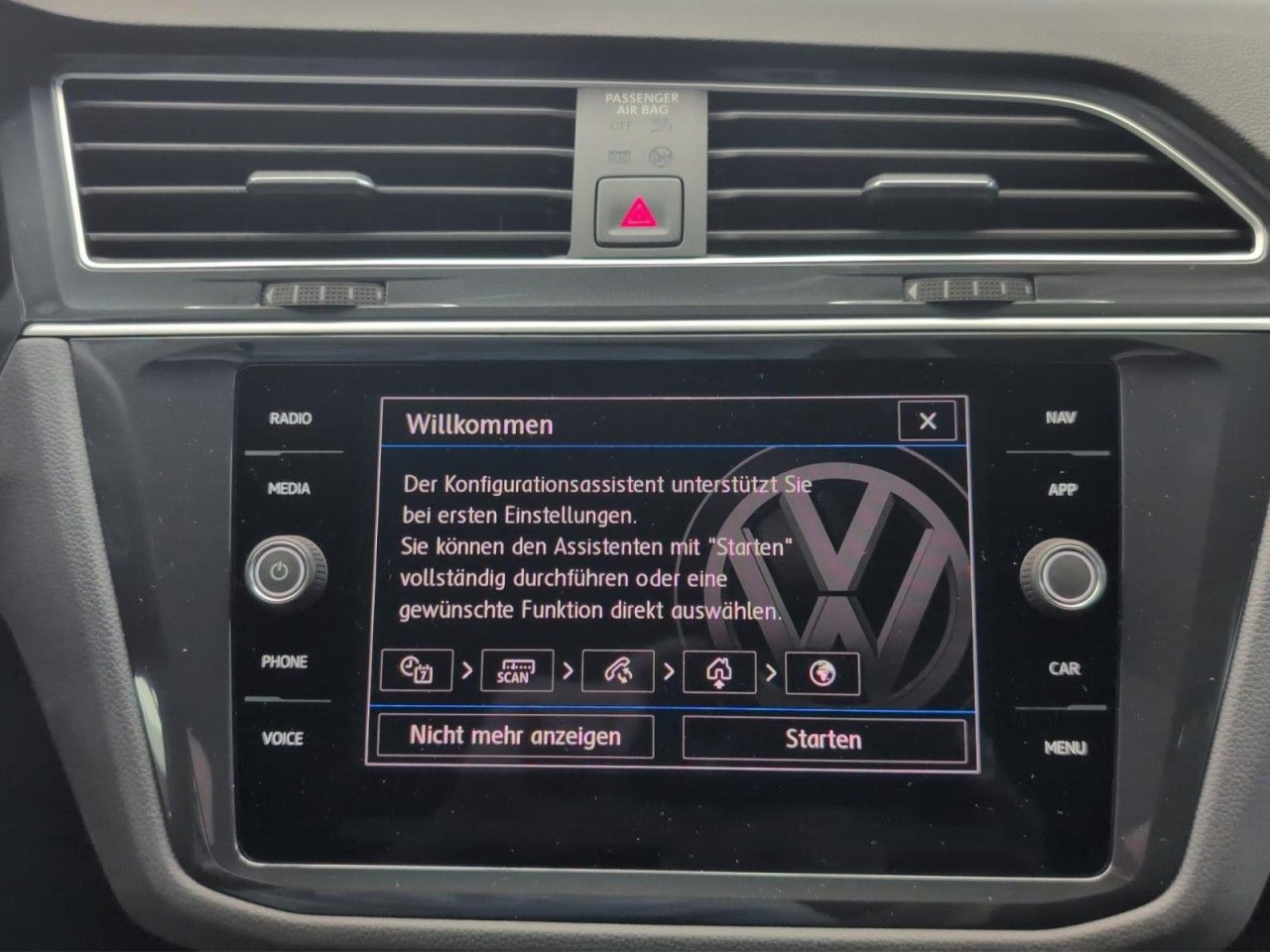 Tiguan IQ.DRIVE 1.5 TSI Klima Navi Einparkhilfe