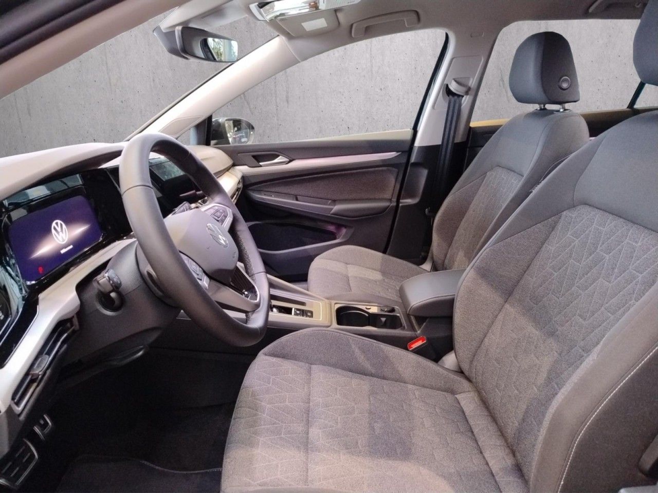 Golf MOVE 1.0 eTSI DSG Klima Navi Einparkhilfe