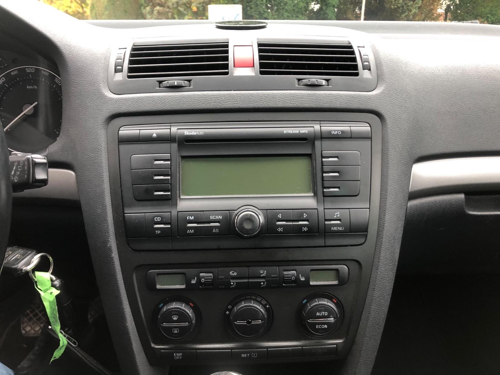 Skoda Octavia 2007 — фото 14
