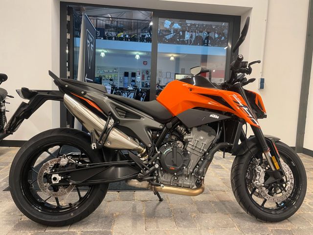 KTM 790 Duke Modell 2024 inkl. Tech-Pack