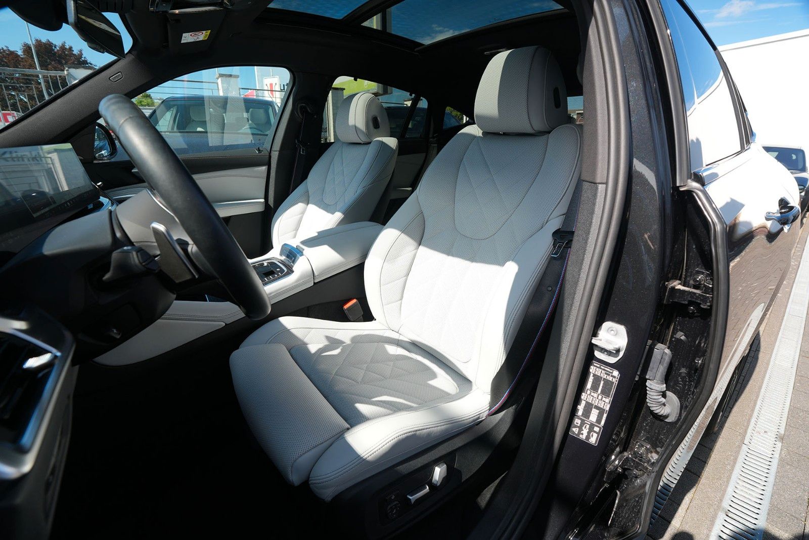 BMW X6 xDrive30d M SPORT PRO-LUFTF.-PANO-HUD-H K-22M foto 2