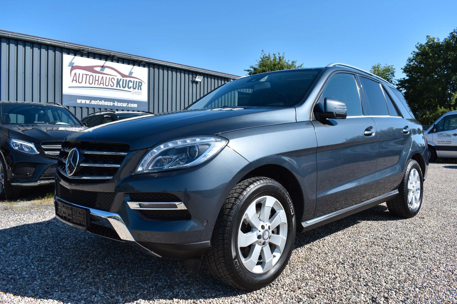 Mercedes-Benz ML 350 CDI Display Fond H&K AHK Pano Softclose