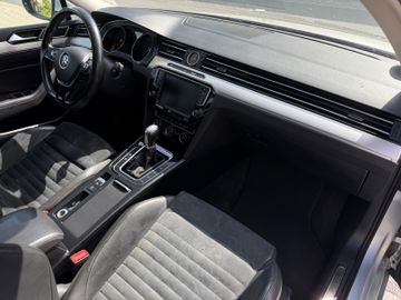 Volkswagen Passat Variant - 10