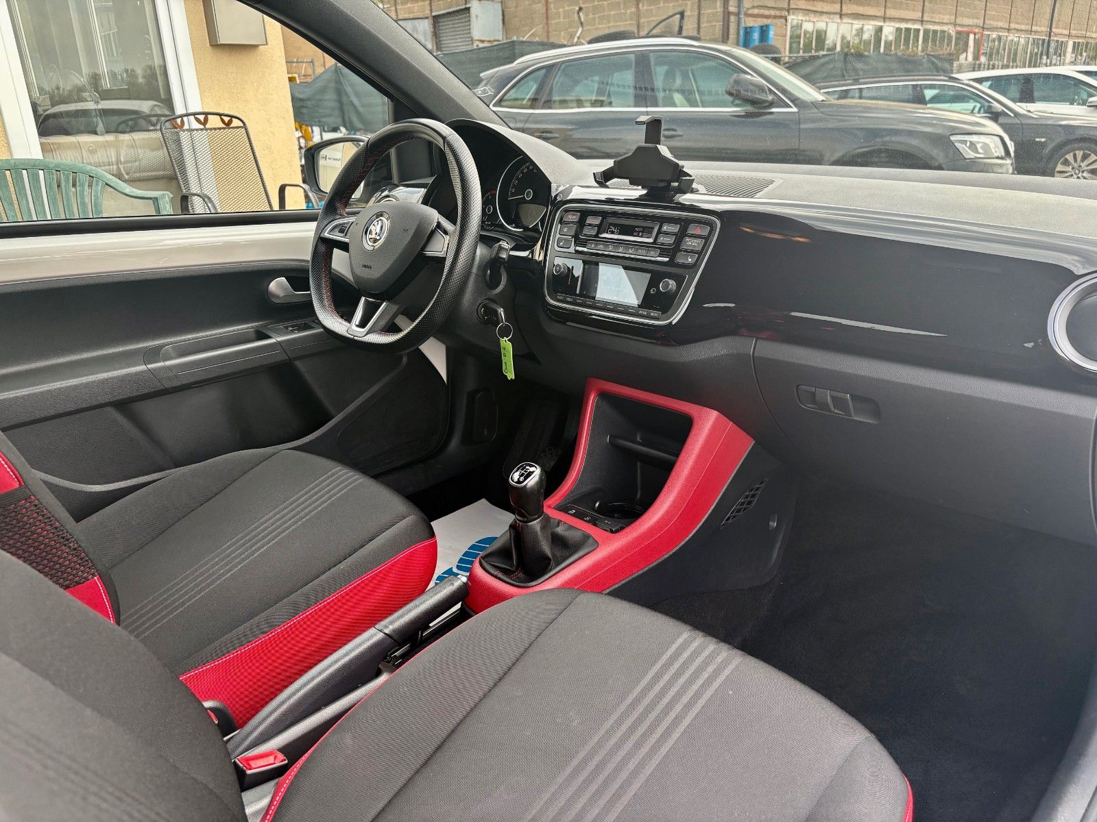 Fahrzeugabbildung SKODA Citigo 1.0 MPI Monte Carlo Tempo Klima 16" SPORT
