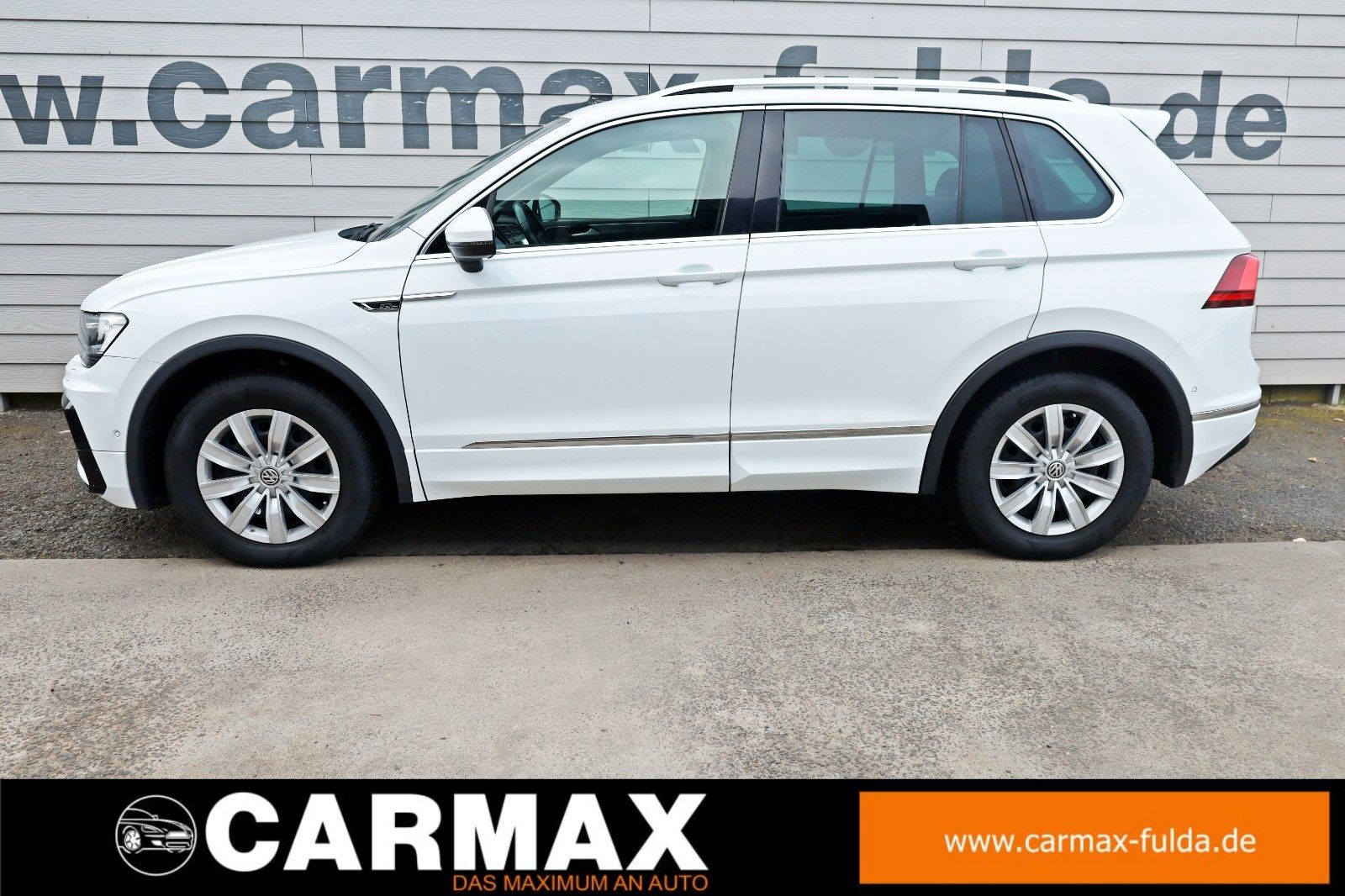 Fahrzeugabbildung Volkswagen Tiguan Highline,R Line,4M,Navi,ACC,Kamera,ParkAs