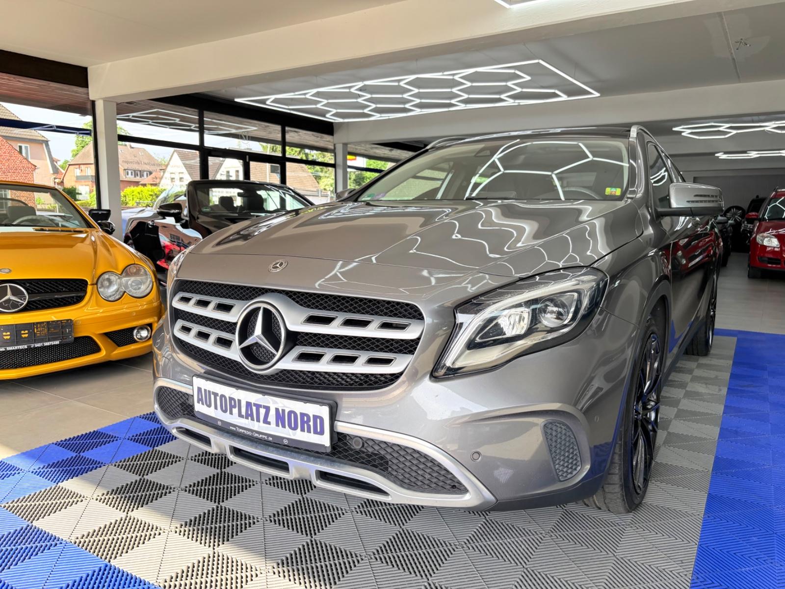 Mercedes-Benz GLA 200 Urban / Automatik / Navi / Pano