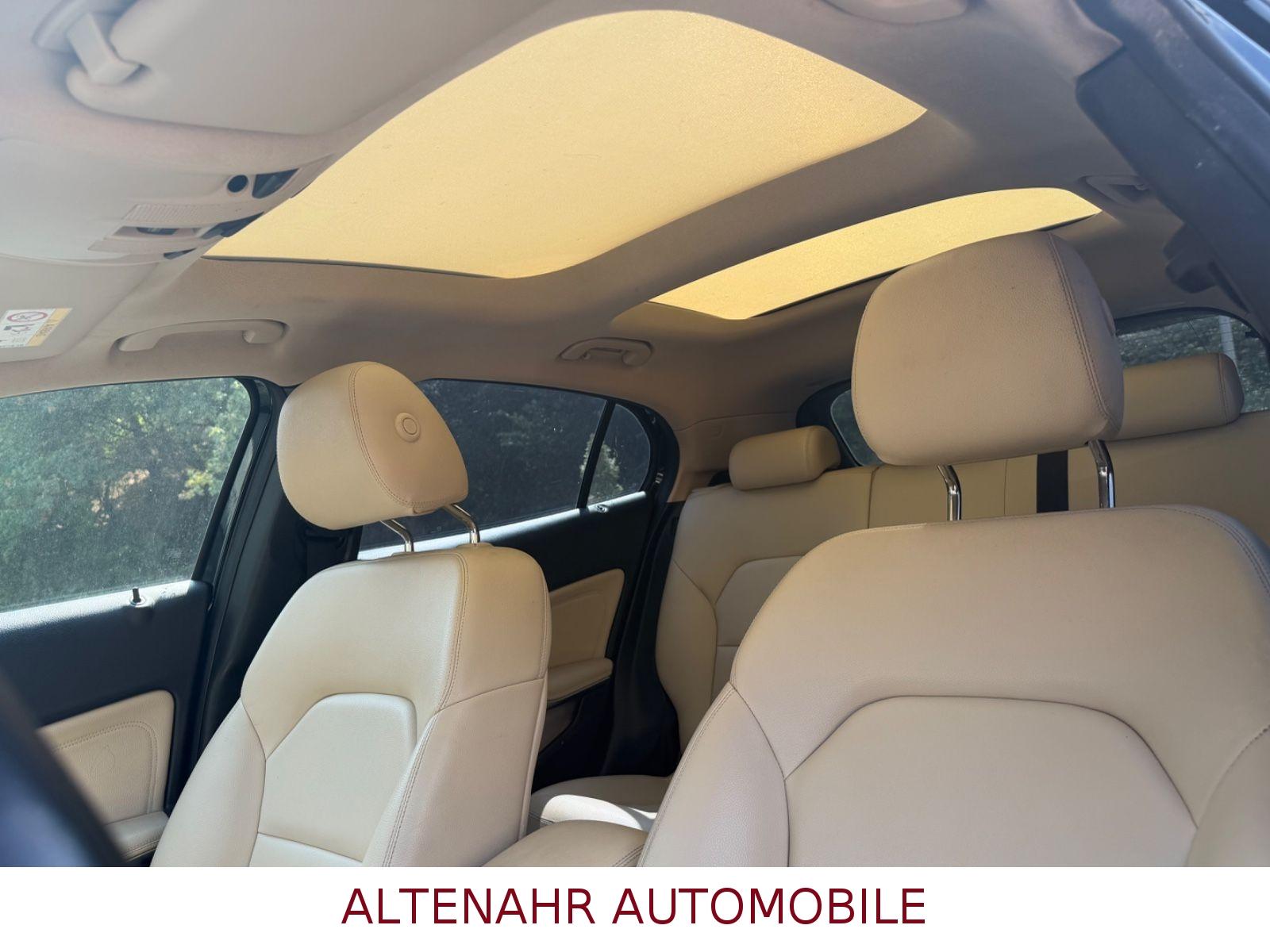 Mercedes-Benz GLA220 2015 — photo 6