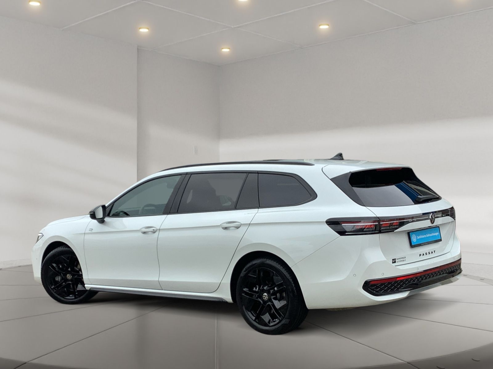 Volkswagen Passat Variant 2.0 TSI DSG R-Line 4M. AHK Matrix foto 4