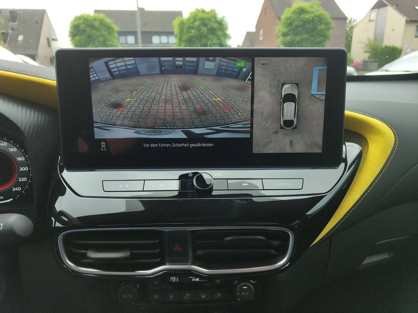 Fahrzeugabbildung Nissan Juke Hybrid N-Sport*NAVI*KAMERA*PDC*SHZ*LHZ