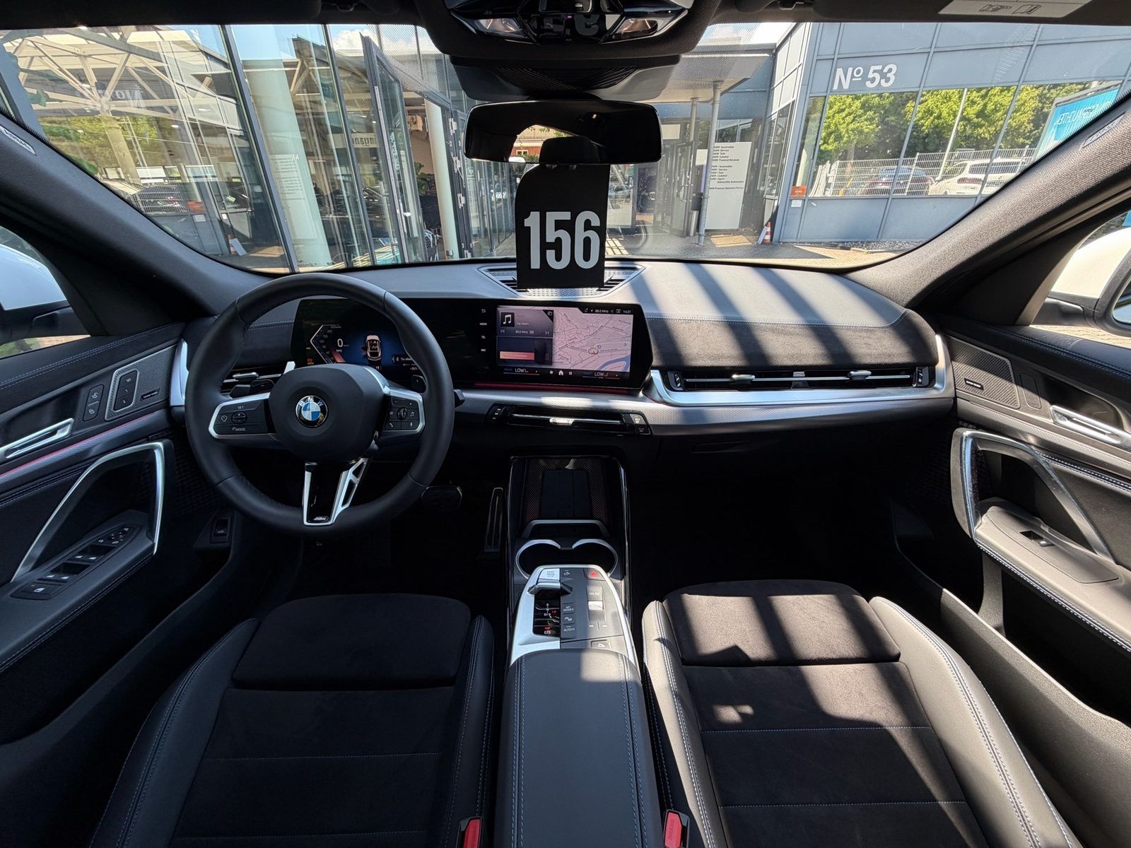 BMW X2 xDrive20d M Sport AHK PANO h&k Massage DA foto 2