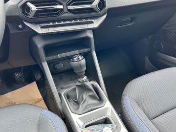 Bild 13 Dacia Duster III TCe 130 Journey