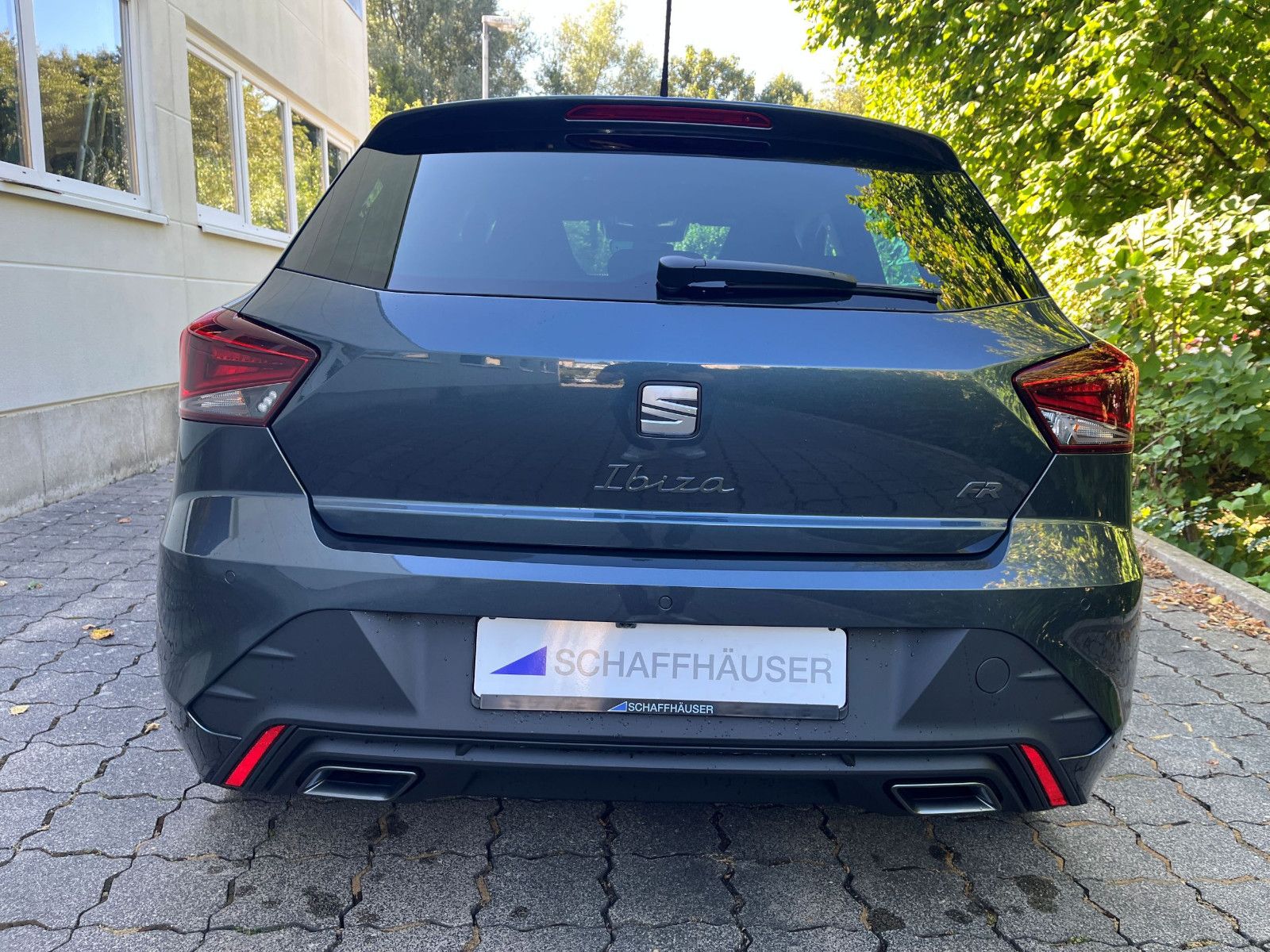 Fahrzeugabbildung SEAT Ibiza 1.5 TSI 110 kW FR DSG 18" NEUES MODELL
