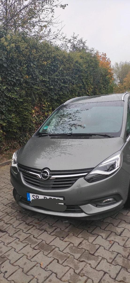 Opel Zafira Tourer