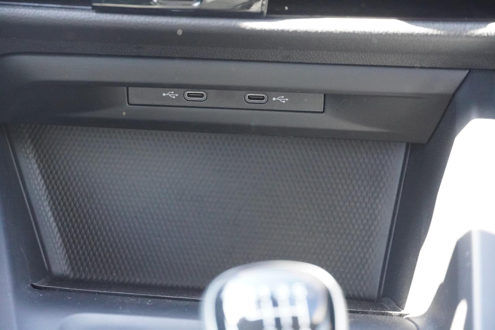 Volkswagen Golf VIII 1.5 Klimaaut. LED Navi PDC ACC USB, миниатюра 20