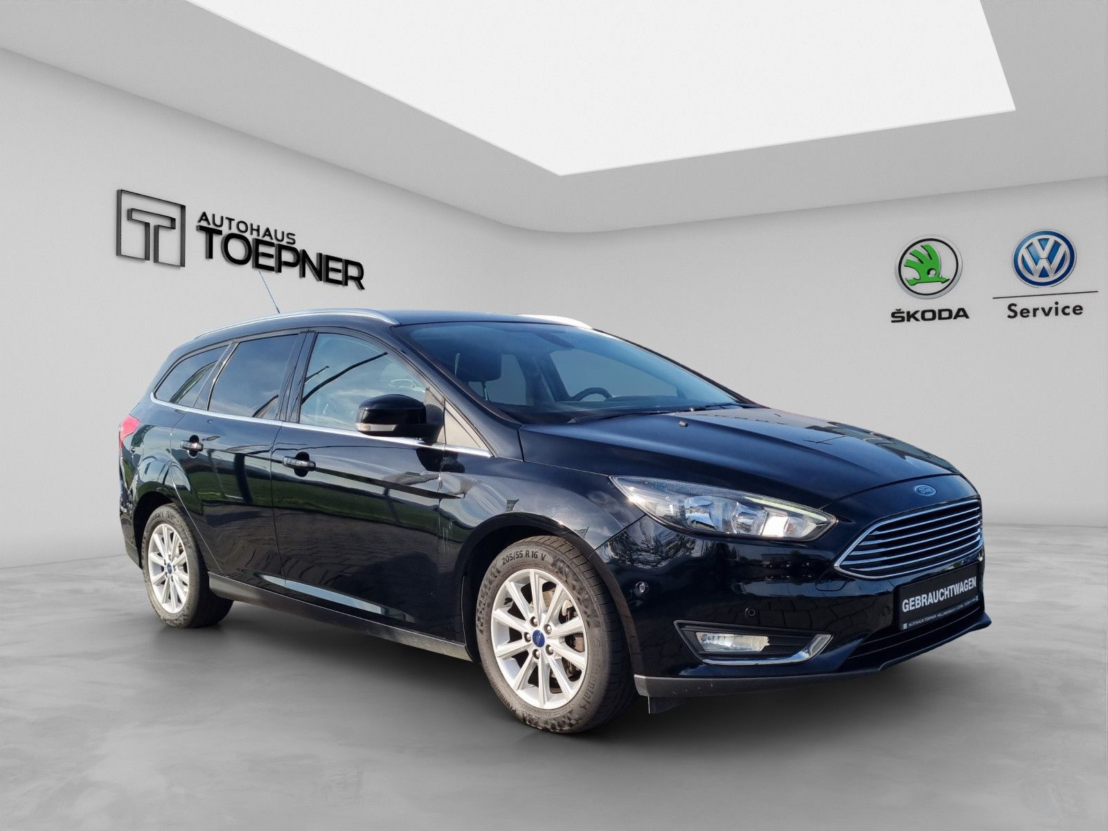 Fahrzeugabbildung Ford Focus Turnier Titanium 1,0 Navi GRA PDC