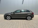 Audi A3 Sportback 2.0 TFSI Ambition - Audi A3 mit Benzin-Antrieb: 3.2