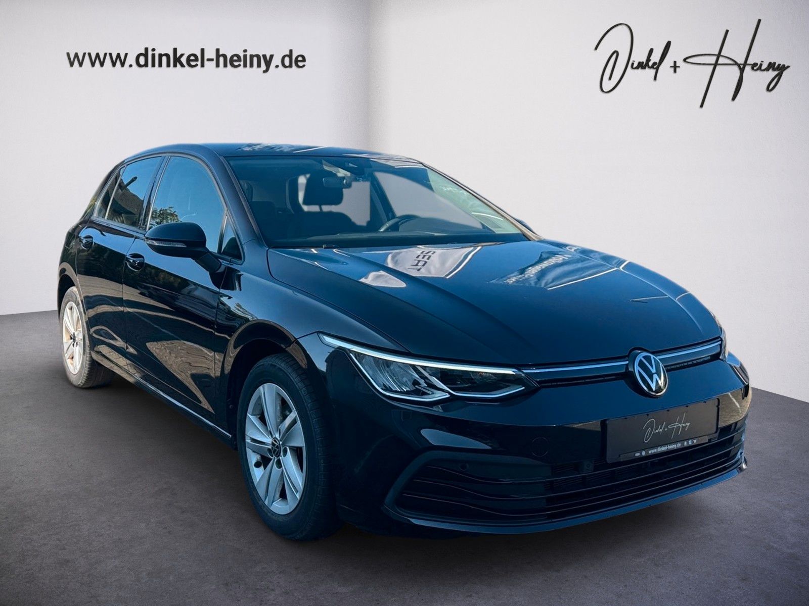Fahrzeugabbildung Volkswagen Golf VIII Lim. Life 1.0 TSI