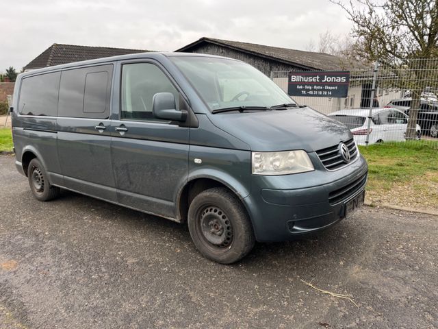 Volkswagen Caravelle 2,5 TDI AUT