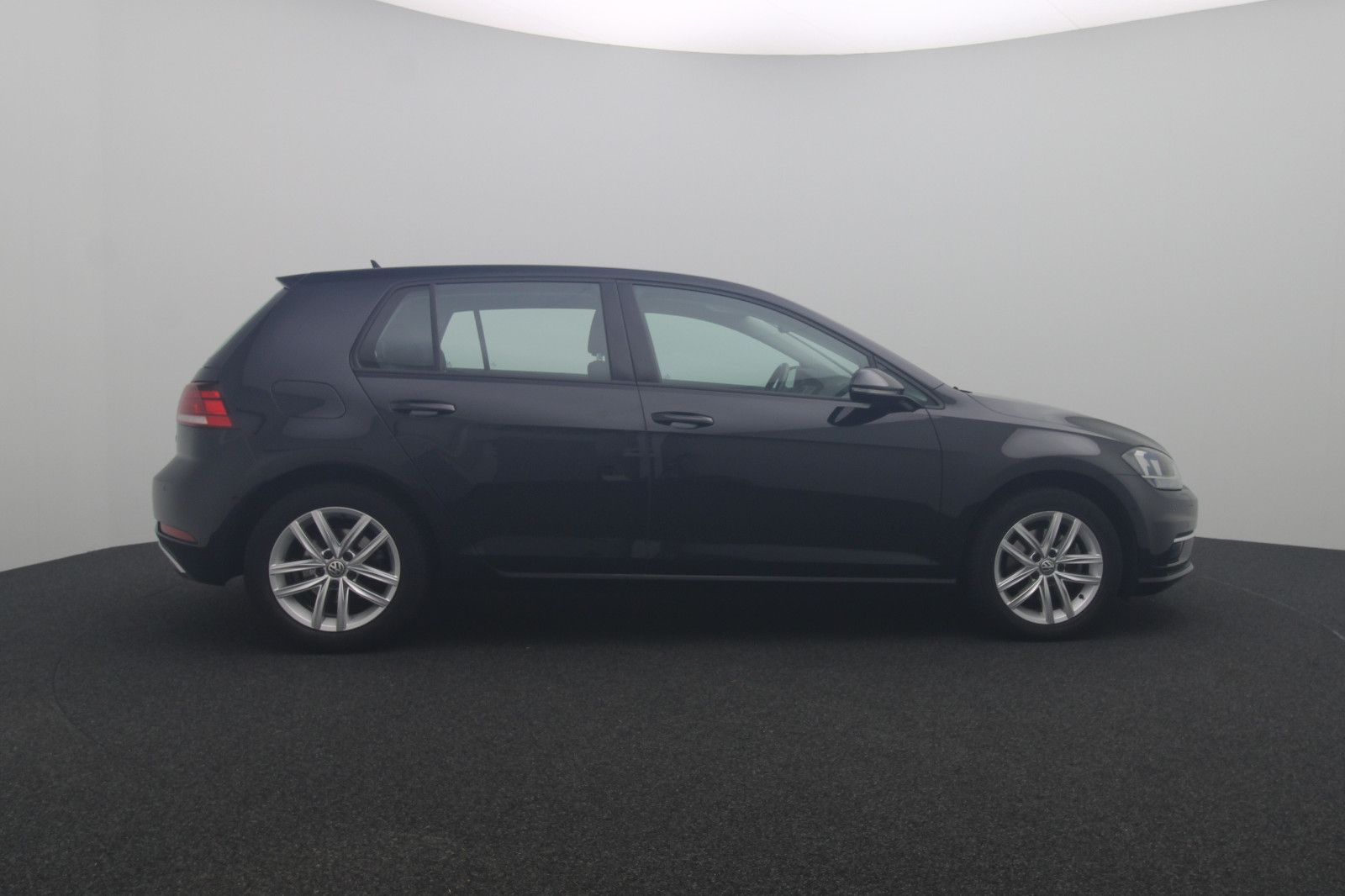 Fahrzeugabbildung Volkswagen Golf VII Lim. 1.4 Comfortline Standheizung AHK