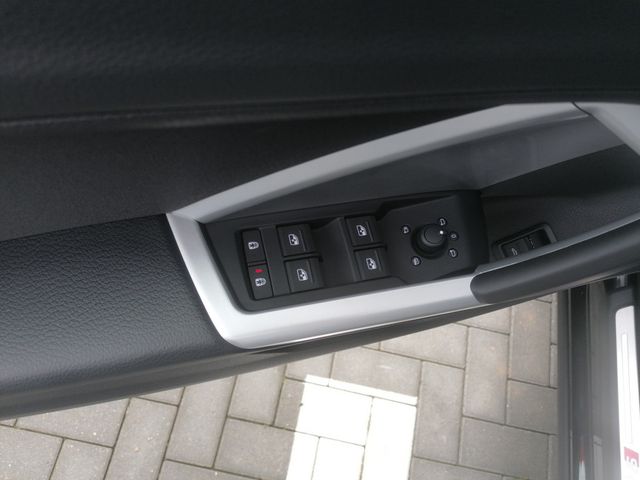 Q3 Sportback S line 35 TFSI 110150 kWPS S tronic