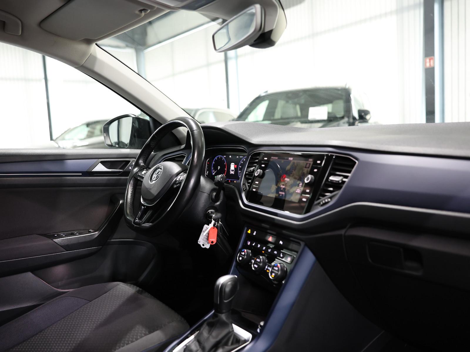 Volkswagen T-Roc 1.5 TSI DSG UNITED R-LINE SPORT / LED, AID, миниатюра 21