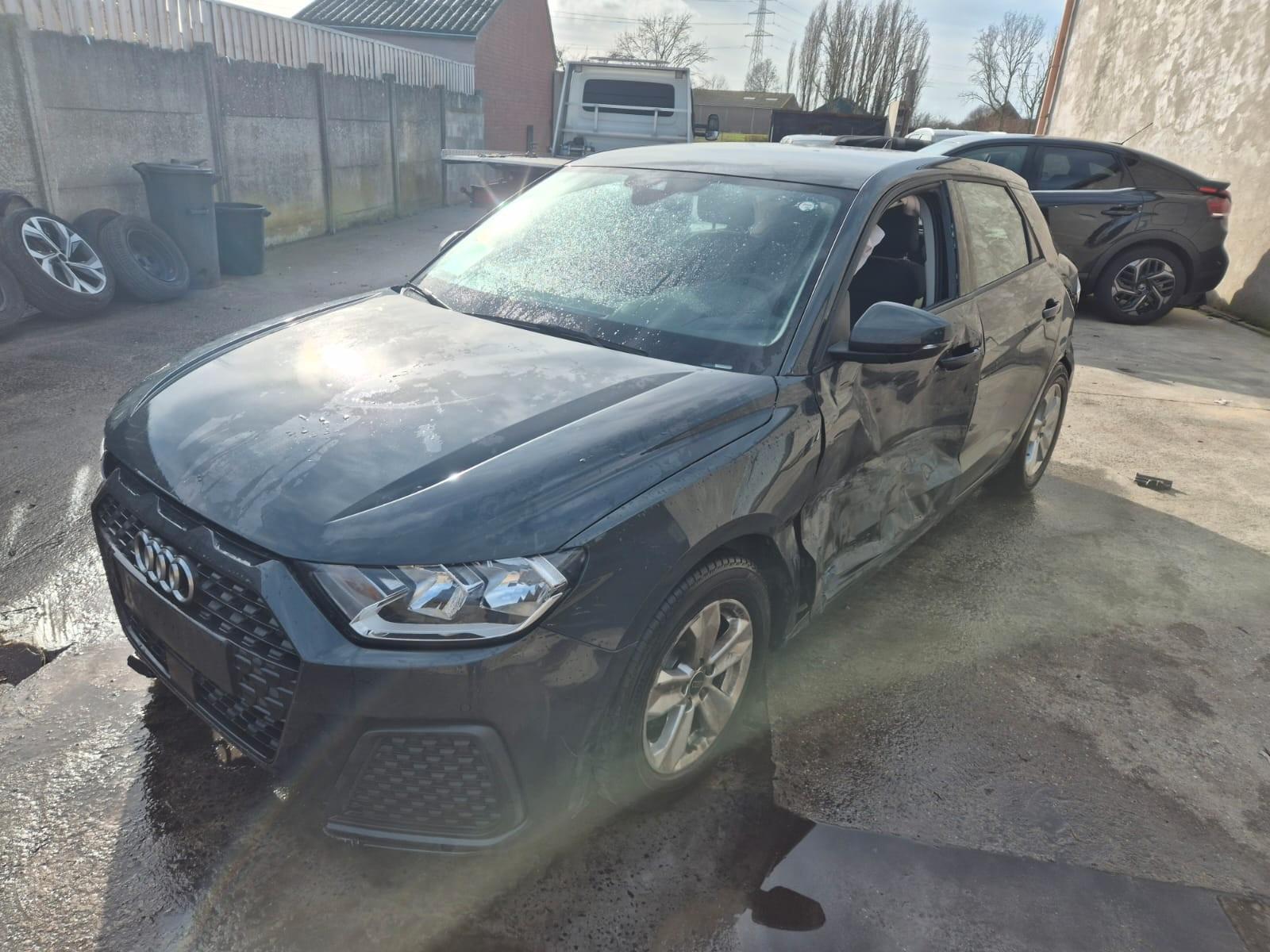 Audi AUDI A1 25 TFSI advanced Sportback