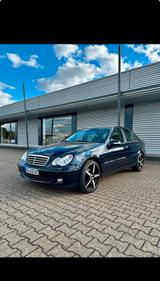 Mercedes-Benz Mercedes W203 C230 - Mercedes-Benz C-Klasse mit LPG-Antrieb: Automatik