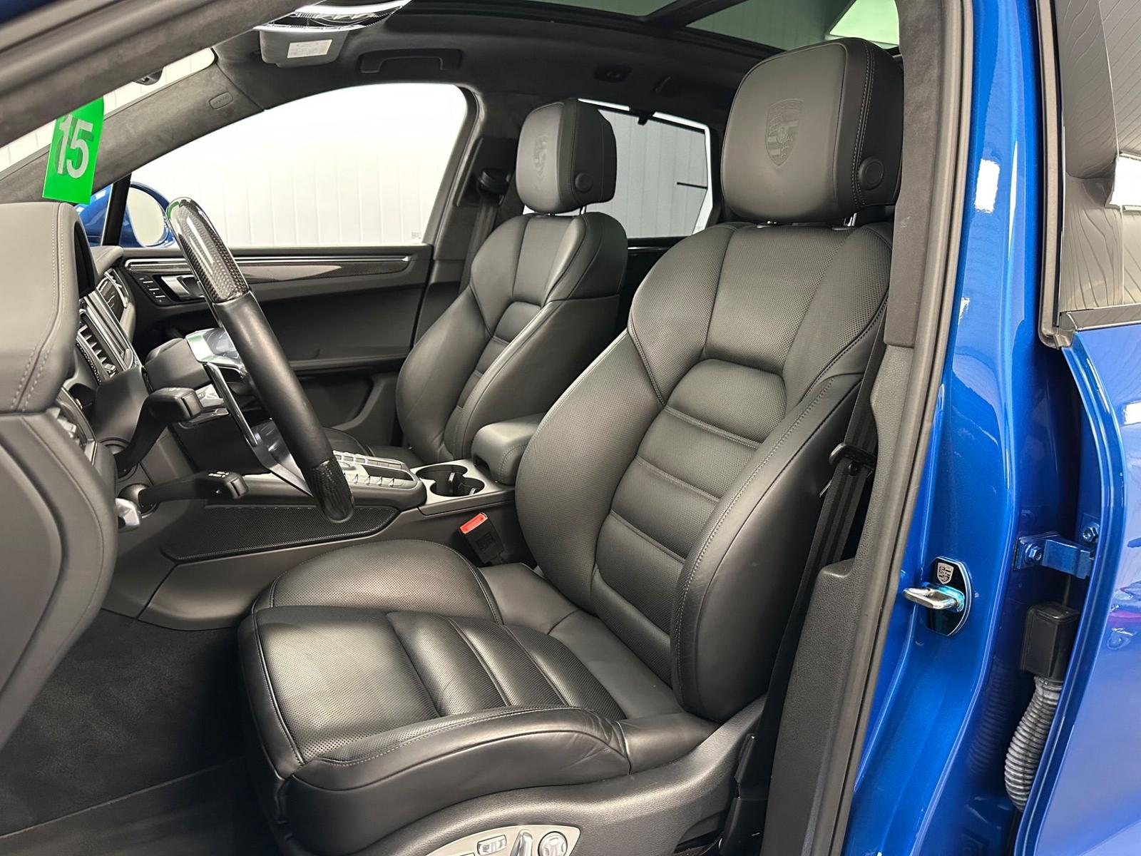 Porsche Macan Turbo 3.6 400 ch • 1ère Main • Sport Chrono • Burmester • Toit pano • Carbone • 21"