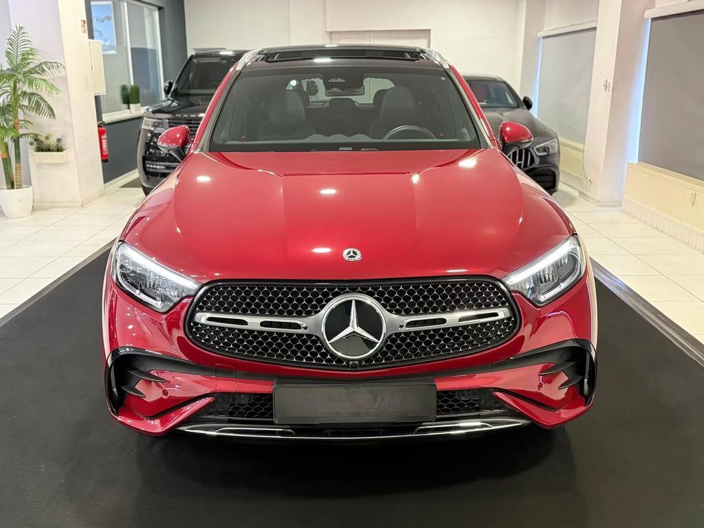 Image of Mercedes-Benz GLC 300