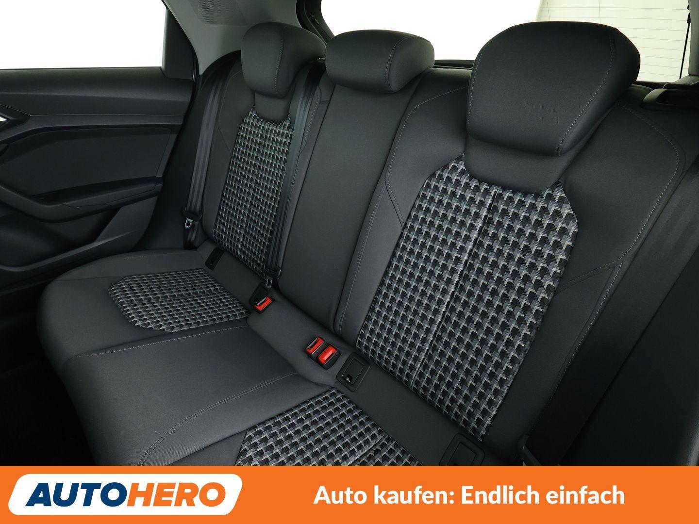 Audi A1 Sportback 30 TFSI advanced Aut.*LED*TEMPO*PDC
