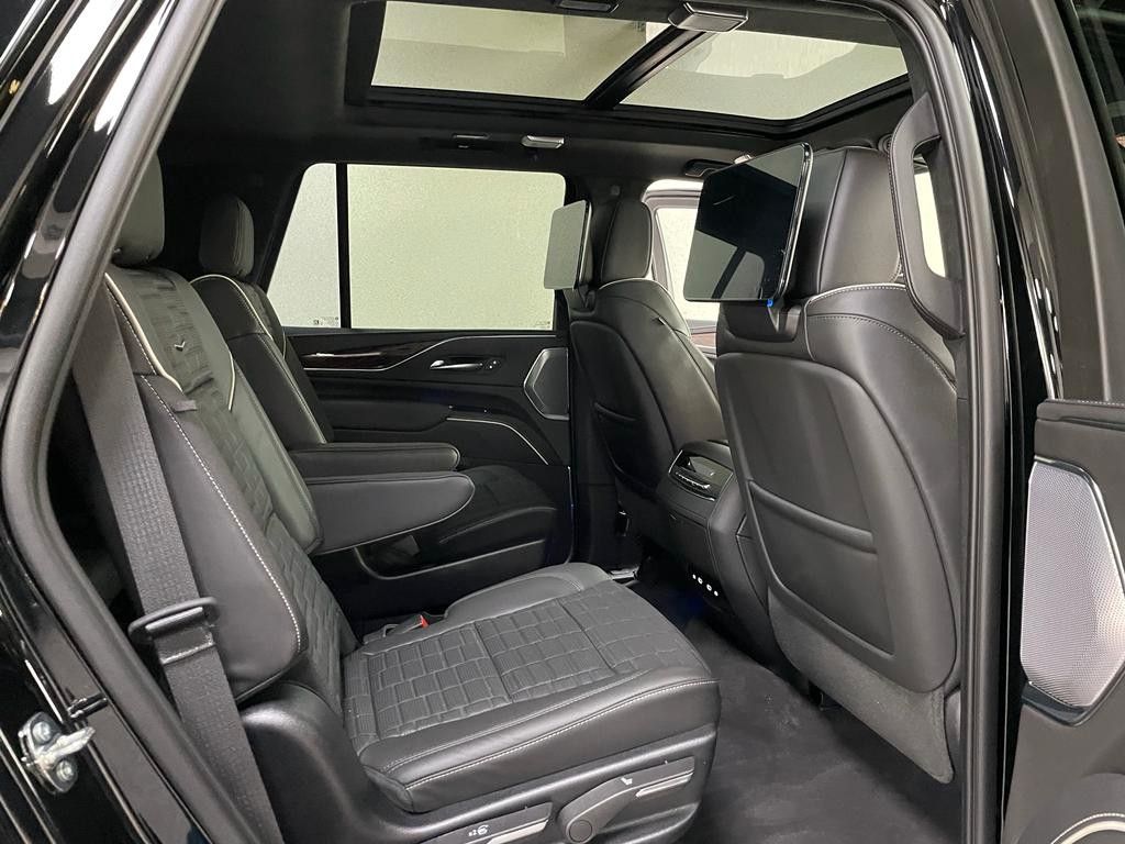 Fahrzeugabbildung Cadillac 2023 ESCALADE SPORT PLATINUM - 6.2 V8 VORFÜHRWAG