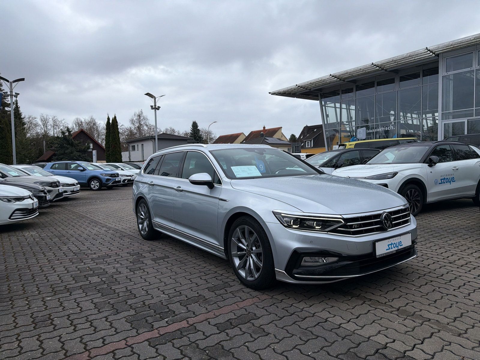 Passat Variant R-Line TSi DSG Navi Matrix Elegan