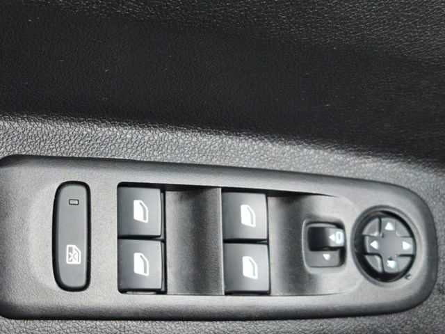 Citroën Berlingo Feel XL*7-Sitze*SHZ*PDC*Zahnriemen NEU*