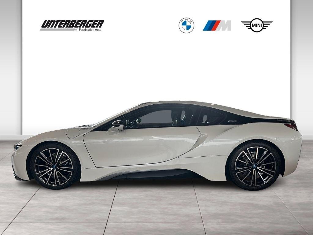 BMW i8 Facelift Coupe Kristallweiß