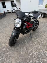 MV Agusta Brutale 1090, Guter Zustand, Schönes agiles Bike - MV AGUSTA NAKED BIKE