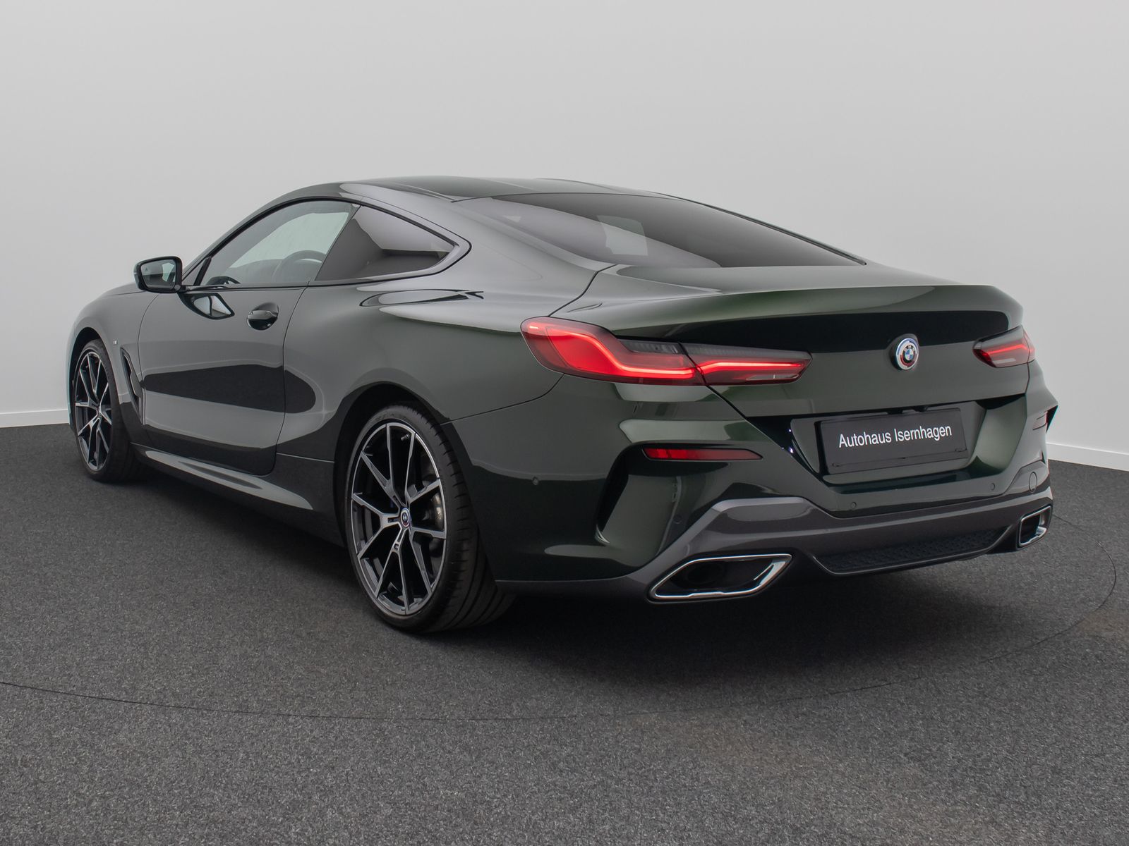 Fahrzeugabbildung BMW 840d xD M Sport Kamera HUD SoftCL DisplKey 20"