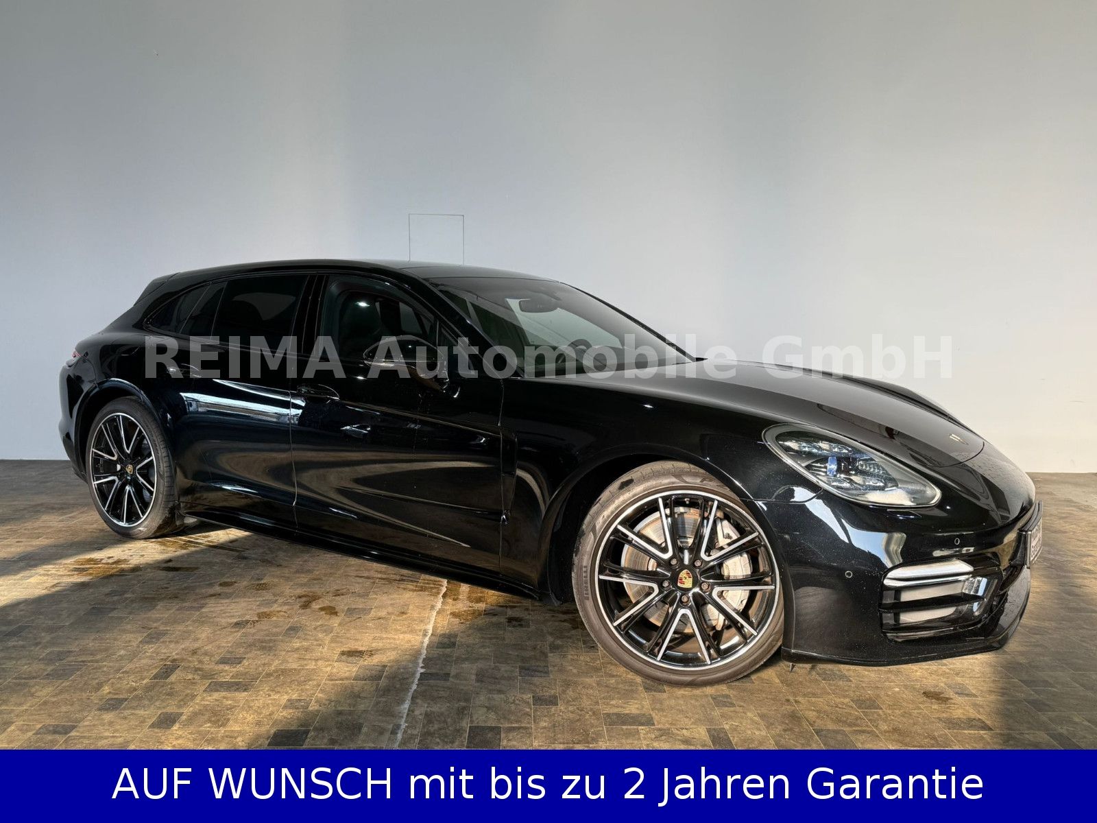 Fahrzeugabbildung Porsche Panamera Sport Turismo 4 E-Hybrid, Sport Chrono