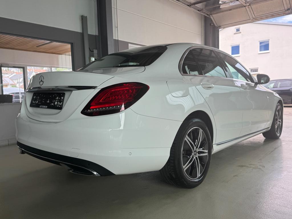 Mercedes-Benz C 200