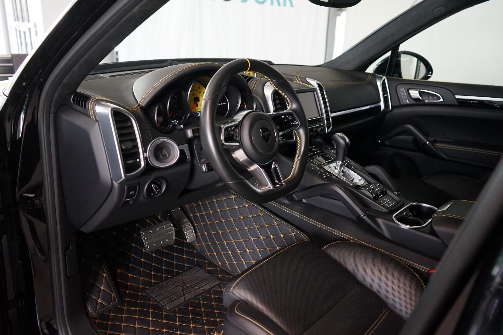 Porsche Cayenne Turbo TECHART AHK+Standhz+SportChrono