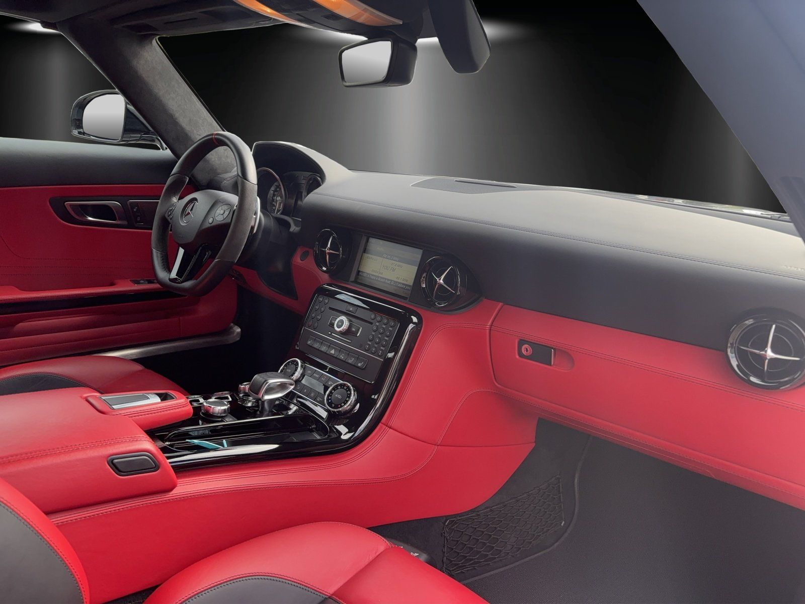 Fahrzeugabbildung Mercedes-Benz SLS AMG GT Roadster deutsches Auto MB-Scheckheft