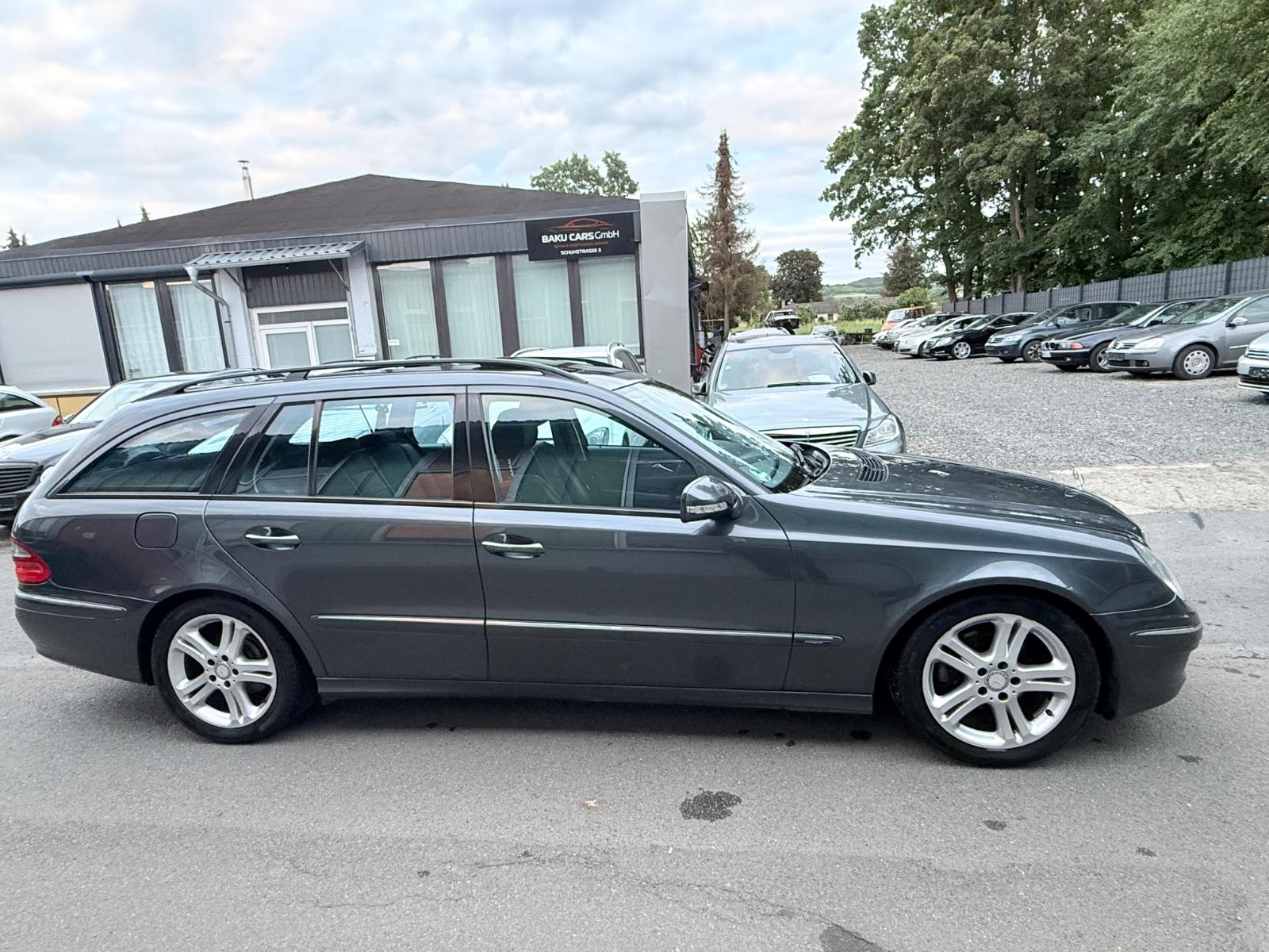 Mercedes-Benz E 220 CDI T  7Sitze